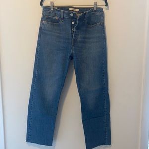 Levi’s wedgie straight dark wash